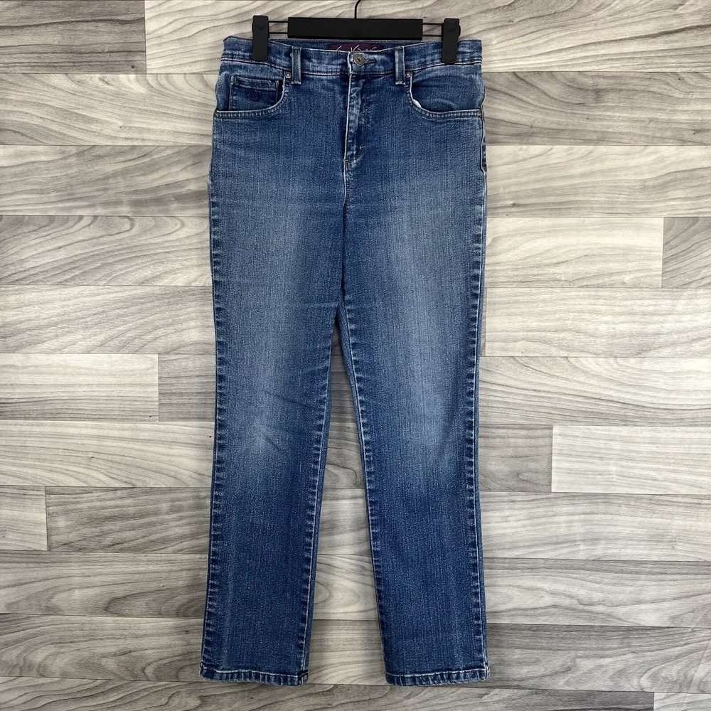 Gloria Vanderbilt Women's 8‎ Short Blue Light Wash Amanda Classic Everyday Basic
